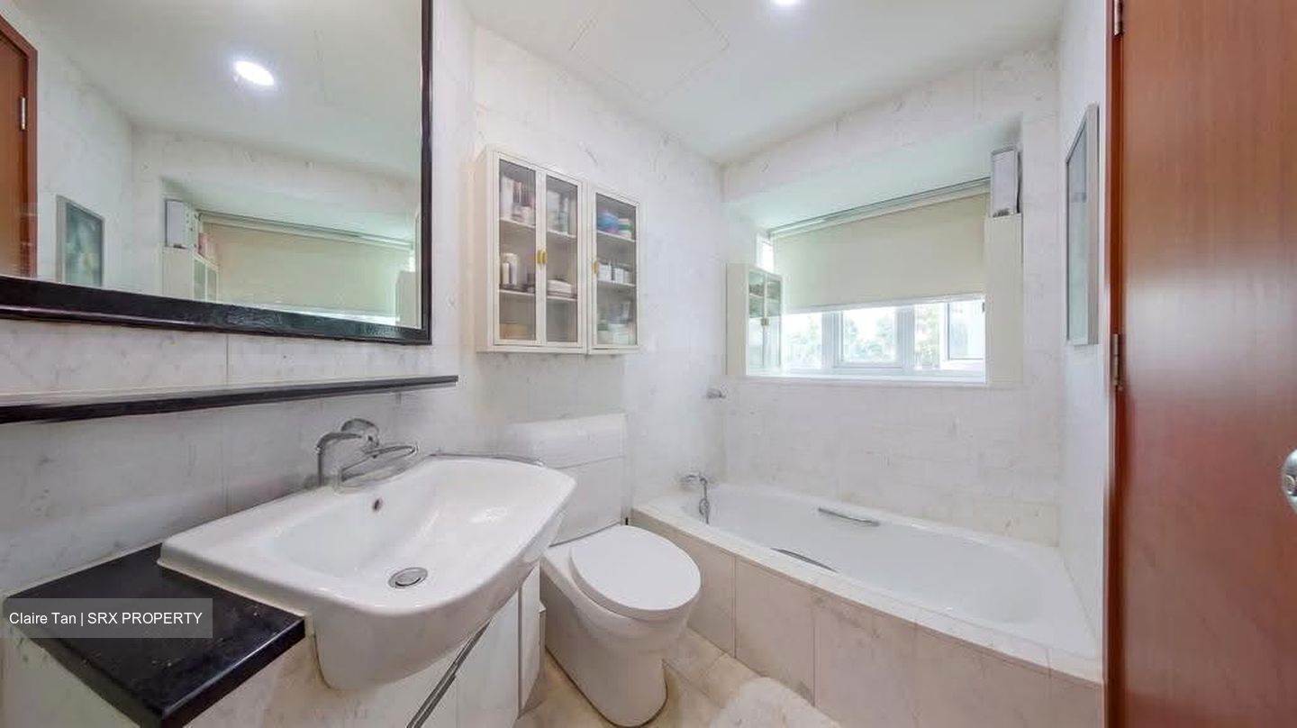 Cote D'Azur (D15), Condominium #630753891